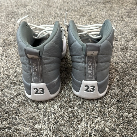 AIR JORDAN 12 RETRO stealth/white-cool grey size 8.5 - Picture 2 of 12